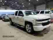 2018 Chevrolet Silverado 1500 Custom с VIN 1GCRCPEH5JZ361078, выставлен на аукционе Copart как лот 71084125 с пробегом Не указан миль и Чистый • Clean title. История ставок и продаж доступна на DreamBid. Изображение 4.