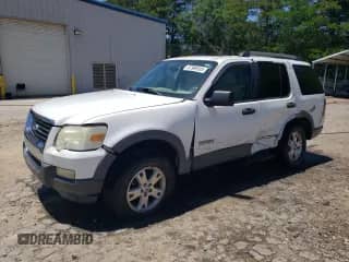 2006 Ford Explorer XLT с VIN 1FMEU63866UA16649, выставлен на аукционе Copart как лот 57999335 с пробегом 84 697 миль миль и Списание • Salvage title. История ставок и продаж доступна на DreamBid. Изображение 1.