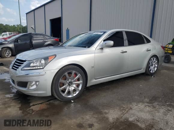 2012 Hyundai Equus Signature с VIN KMHGH4JH2CU056422, выставлен на аукционе Copart как лот 60058175 с пробегом 110 845 миль миль и Списание • Salvage title. История ставок и продаж доступна на DreamBid. Изображение 1.