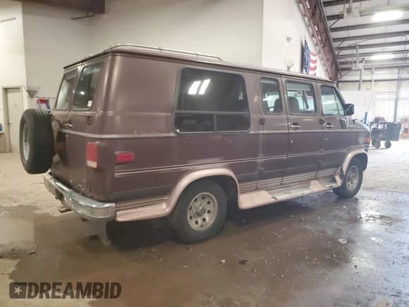 1992 Chevrolet Chevy Van с VIN 2GBEG25K3N4150299, выставлен на аукционе Copart как лот 74099444 с пробегом 156 341 миль миль и Чистый • Clean title. История ставок и продаж доступна на DreamBid. Изображение 3.
