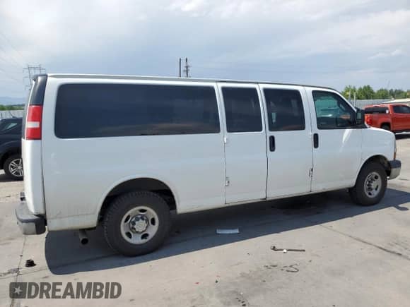 2016 Chevrolet Express Passenger LT с VIN 1GAZGPFG2G1229275, выставлен на аукционе Copart как лот 65617225 с пробегом 280 299 миль миль и Чистый • Clean title. История ставок и продаж доступна на DreamBid. Изображение 3.