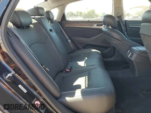 2015 Hyundai Genesis 5.0L z VIN KMHGN4JF8FU027776, wystawiony jako Copart lot #74977274 z przebiegiem 68 209 mil mil oraz Szkoda całkowita • Salvage title. Historia ofert i sprzedaży dostępna na DreamBid. Obrazek 10.