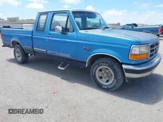 1993 Ford F-150 с VIN 1FTEX15N8PKA26551, выставлен на аукционе IAAI как лот 42810274 с пробегом 161 809 миль миль и . История ставок и продаж доступна на DreamBid. Изображение 1.