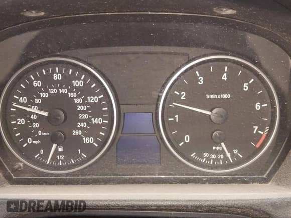 2007 BMW 3 Series 328xi z VIN WBAVC93557KX61918, wystawiony jako IAAI lot #40783945 z przebiegiem 112 163 mil mil oraz . Historia ofert i sprzedaży dostępna na DreamBid. Obrazek 7.