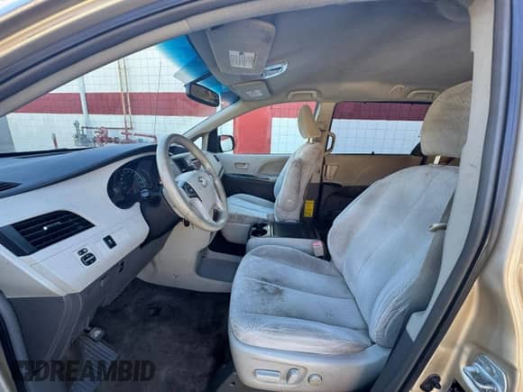 2012 Toyota Sienna LE AAS with VIN 5TDKK3DC9CS233451, listed as a Copart auction lot 87127545 with 220,725 mi miles and Clean title. Bid and sale history available at DreamBid. Image 5.