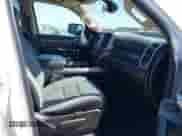 2020 Ram 1500 Big Horn z VIN 1C6RREBT4LN256707, wystawiony jako IAAI lot #42489432 z przebiegiem 95 117 mil mil oraz . Historia ofert i sprzedaży dostępna na DreamBid. Obrazek 5.