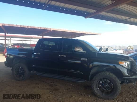 2019 Toyota Tundra SR5 with VIN 5TFAY5F19KX791004, listed as a IAAI auction lot 41592650 with 77,645 mi miles and . Bid and sale history available at DreamBid. Image 12.
