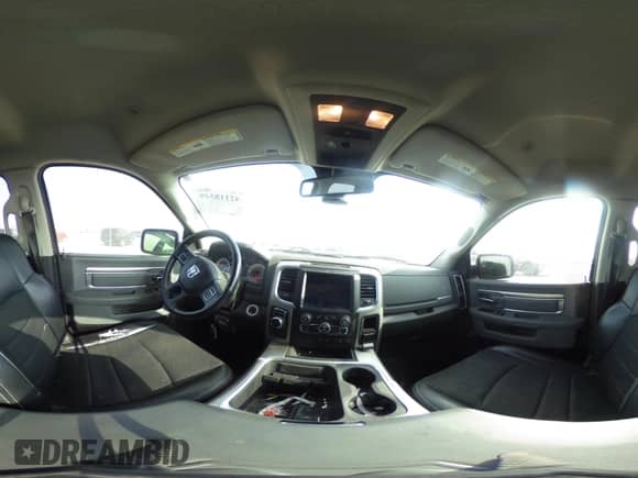 2019 Ram 1500 Big Horn z VIN 1C6RR6LTXKS602604, wystawiony jako IAAI lot #42118549 z przebiegiem 152 849 mil mil oraz . Historia ofert i sprzedaży dostępna na DreamBid. Obrazek 19.