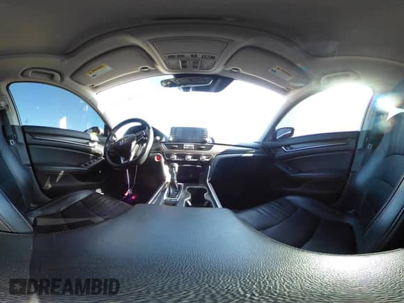 2018 Honda Accord Touring с VIN 1HGCV1F94JA107639, выставлен на аукционе IAAI как лот 42482273 с пробегом 92 594 миль миль и . История ставок и продаж доступна на DreamBid. Изображение 18.