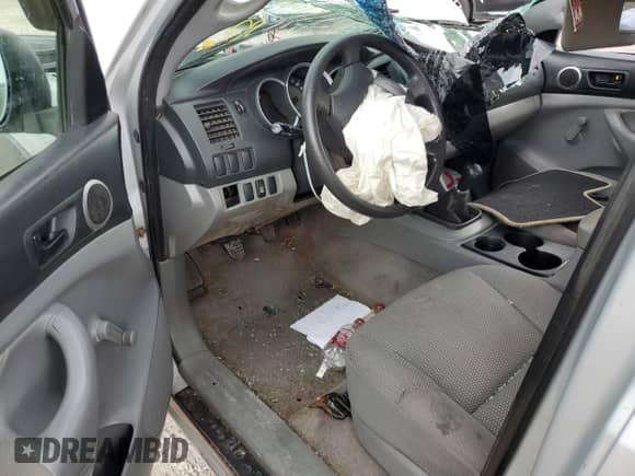 2007 Toyota Tacoma with VIN 5TEUX42N37Z462415, listed as a Copart auction lot 62317005 with 173,690 mi miles and Salvage title. Bid and sale history available at DreamBid. Image 8.