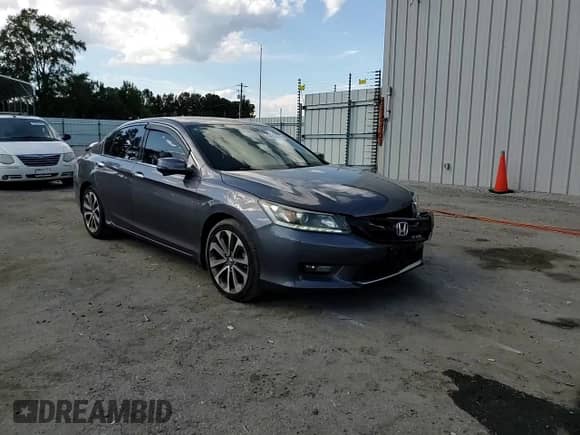 2014 Honda Accord EX-L with VIN 1HGCR3F83EA034745, listed as a Copart auction lot 84263315 with 156,565 mi miles and Salvage title. Bid and sale history available at DreamBid. Image 13.