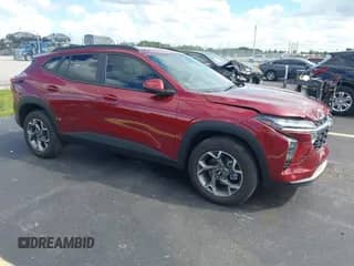2025 Chevrolet Trax LT с VIN KL77LHEP2SC204226, выставлен на аукционе IAAI как лот 43130263 с пробегом 764 миль миль и . История ставок и продаж доступна на DreamBid. Изображение 1.