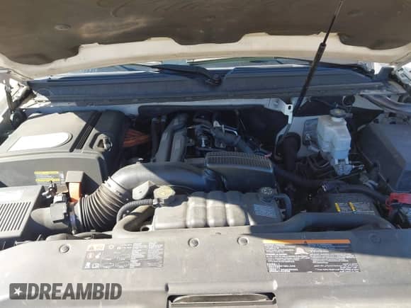 2013 Cadillac Escalade z VIN 1GYS3FEJ8DR211799, wystawiony jako IAAI lot #41751690 z przebiegiem 162 992 mil mil oraz . Historia ofert i sprzedaży dostępna na DreamBid. Obrazek 10.