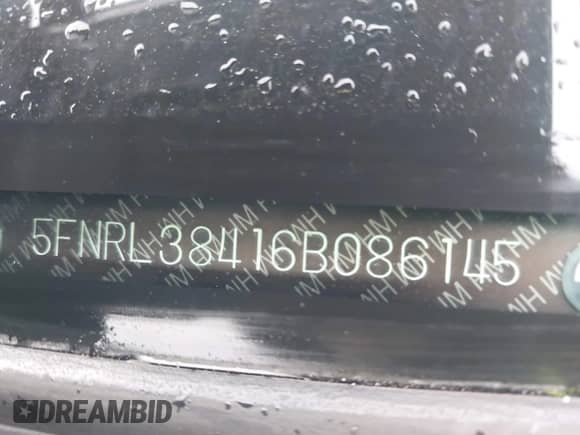 2006 Honda Odyssey EX z VIN 5FNRL38416B086145, wystawiony jako IAAI lot #42626011 z przebiegiem 240 382 mil mil oraz . Historia ofert i sprzedaży dostępna na DreamBid. Obrazek 14.