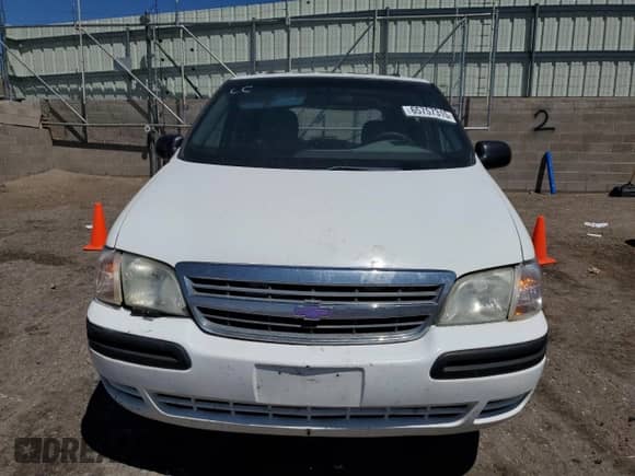 2002 Chevrolet Venture с VIN 1GNDV03EX2D164028, выставлен на аукционе Copart как лот 65757315 с пробегом 172 007 миль миль и Списание • Salvage title. История ставок и продаж доступна на DreamBid. Изображение 5.