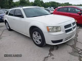 2008 Dodge Magnum with VIN 2D4FV47T28H237537, listed as a IAAI auction lot 42422634 with 161,252 mi miles and . Bid and sale history available at DreamBid. Image 1.