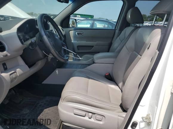 2015 Honda Pilot EX-L с VIN 5FNYF4H50FB027914, выставлен на аукционе Copart как лот 67083795 с пробегом 236 347 миль миль и Списание • Salvage title. История ставок и продаж доступна на DreamBid. Изображение 7.