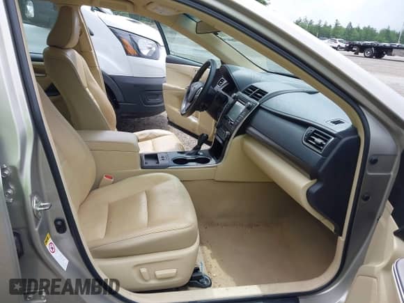 2016 Toyota Camry XLE с VIN 4T4BF1FK1GR519570, выставлен на аукционе IAAI как лот 42699768 с пробегом 136 817 миль миль и . История ставок и продаж доступна на DreamBid. Изображение 5.