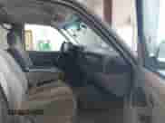 2005 Chevrolet Tahoe LS с VIN 1GNEK13T75J191193, выставлен на аукционе IAAI как лот 42267565 с пробегом 242 247 миль миль и . История ставок и продаж доступна на DreamBid. Изображение 5.