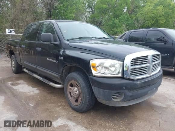 2007 Dodge 1500 SLT z VIN 3D7KR19D77G842727, wystawiony jako IAAI lot #41909108 z przebiegiem 202 619 mil mil oraz . Historia ofert i sprzedaży dostępna na DreamBid. Obrazek 1.