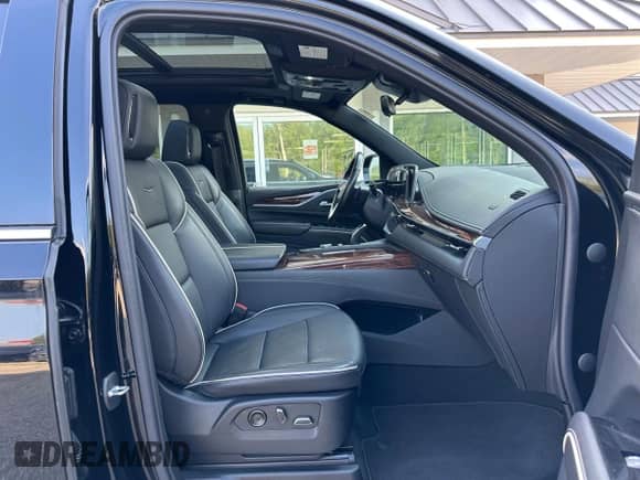 2021 Cadillac Escalade ESV Premium Luxury с VIN 1GYS4KKL8MR386002, выставлен на аукционе Copart как лот 65274205 с пробегом 152 748 миль миль и Чистый • Clean title. История ставок и продаж доступна на DreamBid. Изображение 5.
