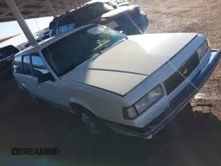1989 Chevrolet Celebrity с VIN 1G1AW81W1K6142189, выставлен на аукционе IAAI как лот 41816143 с пробегом 141 081 миль миль и . История ставок и продаж доступна на DreamBid. Изображение 1.