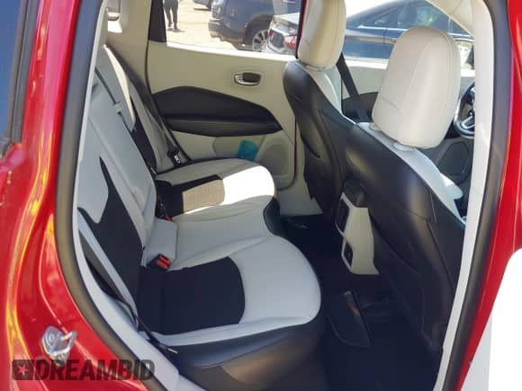 2020 Jeep Compass Latitude with VIN 3C4NJCBB8LT212512, listed as a IAAI auction lot 41796239 with 35,453 mi miles and . Bid and sale history available at DreamBid. Image 8.