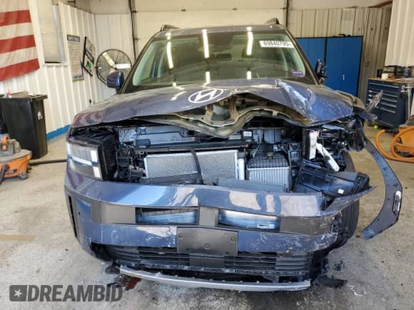 2025 Hyundai Santa Fe SEL with VIN 5NMP2DGL0SH074425, listed as a Copart auction lot 69840795 with 5,912 mi miles and Salvage title. Bid and sale history available at DreamBid. Image 5.