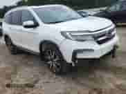 2019 Honda Pilot Touring 8-Passenger z VIN 5FNYF5H91KB018111, wystawiony jako Copart lot #71864465 z przebiegiem 96 937 mil mil oraz Szkoda całkowita • Salvage title. Historia ofert i sprzedaży dostępna na DreamBid. Obrazek 15.