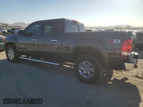 2010 GMC Sierra 1500 SLT z VIN 3GTRKWE3XAG231864, wystawiony jako Copart lot #66682045 z przebiegiem 213 400 mil mil oraz Szkoda całkowita • Salvage title. Historia ofert i sprzedaży dostępna na DreamBid. Obrazek 2.