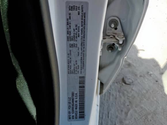 2022 Ram 1500 Big Horn z VIN 1C6RREBG4NN273061, wystawiony jako Copart lot #61784165 z przebiegiem 73 103 mil mil oraz Szkoda całkowita • Salvage title. Historia ofert i sprzedaży dostępna na DreamBid. Obrazek 13.