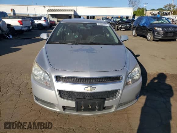 2010 Chevrolet Malibu 1LT с VIN 1G1ZC5EB6AF284456, выставлен на аукционе Copart как лот 81621015 с пробегом 139 642 миль миль и Списание • Salvage title. История ставок и продаж доступна на DreamBid. Изображение 5.