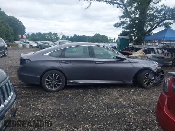 2022 Honda Accord EX-L z VIN 1HGCV1F56NA006721, wystawiony jako IAAI lot #43030981 z przebiegiem 102 894 mil mil oraz . Historia ofert i sprzedaży dostępna na DreamBid. Obrazek 13.