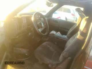 1994 Chevrolet Blazer LS с VIN 1GNCS18W4R0111323, выставлен на аукционе IAAI как лот 34100813 с пробегом 225 353 миль миль и . История ставок и продаж доступна на DreamBid. Изображение 5.