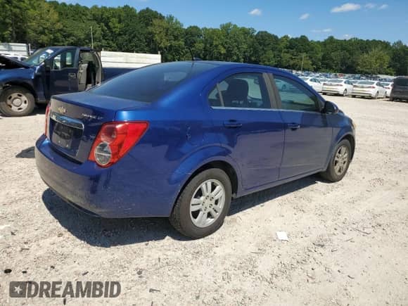2013 Chevrolet Sonic LT with VIN 1G1JC5SH4D4244222, listed as a Copart auction lot 70993295 with 223,905 mi miles and Clean title. Bid and sale history available at DreamBid. Image 3.