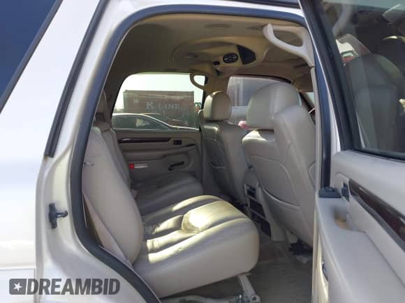 2003 Cadillac Escalade with VIN 1GYEK63N53R195307, listed as a IAAI auction lot 43048838 with Not provided miles and . Bid and sale history available at DreamBid. Image 8.
