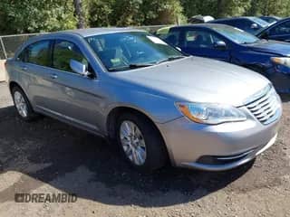 2014 Chrysler 200 LX with VIN 1C3CCBAB1EN211156, listed as a IAAI auction lot 43339541 with 87,696 mi miles and . Bid and sale history available at DreamBid. Image 1.