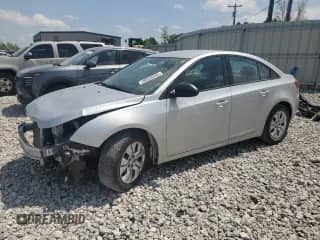 2015 Chevrolet Cruze LS with VIN 1G1PB5SHXF7168388, listed as a Copart auction lot 56934345 with 55,976 mi miles and Clean title. Bid and sale history available at DreamBid. Image 1.