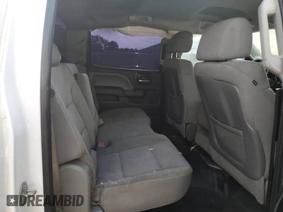 2015 Chevrolet Silverado 2500HD Work Truck с VIN 1GC1KUE84FF175779, выставлен на аукционе Copart как лот 84235465 с пробегом 187 633 миль миль и Списание • Salvage title. История ставок и продаж доступна на DreamBid. Изображение 10.