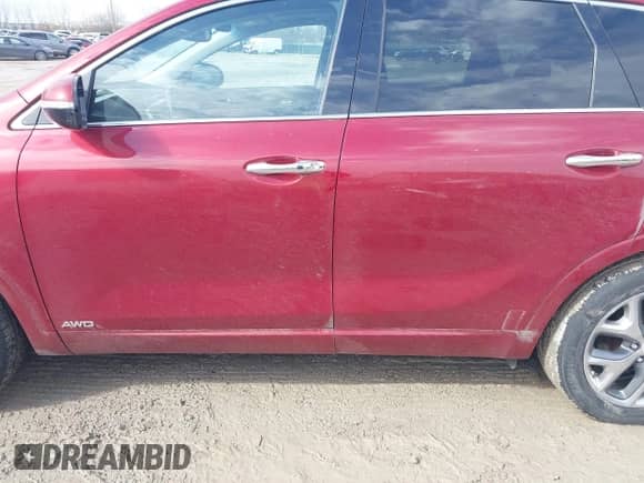 2016 Kia Sorento SXL z VIN 5XYPKDA5XGG116370, wystawiony jako IAAI lot #41663932 z przebiegiem 139 531 mil mil oraz . Historia ofert i sprzedaży dostępna na DreamBid. Obrazek 14.