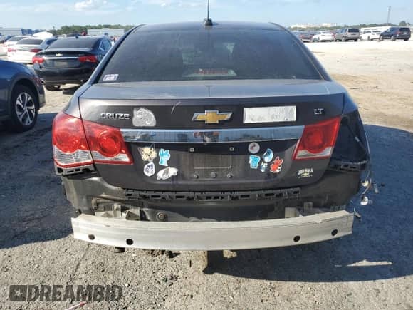 2015 Chevrolet Cruze LT z VIN 1G1PC5SB3F7115301, wystawiony jako Copart lot #72890844 z przebiegiem 97 854 mil mil oraz Szkoda całkowita • Salvage title. Historia ofert i sprzedaży dostępna na DreamBid. Obrazek 6.