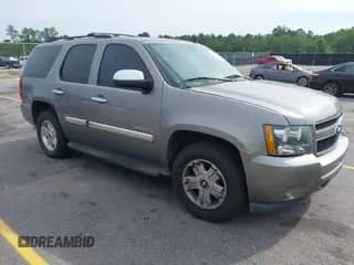 2009 Chevrolet Tahoe 2LT z VIN 1GNEC23379R171830, wystawiony jako IAAI lot #42301426 z przebiegiem 254 065 mil mil oraz . Historia ofert i sprzedaży dostępna na DreamBid. Obrazek 1.