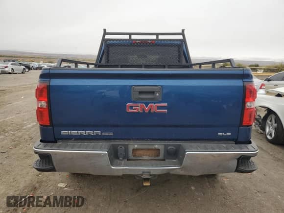 2019 GMC Sierra 1500 SLE with VIN 2GTV2MEC8K1209200, listed as a Copart auction lot 79260914 with 120,568 mi miles and Salvage title. Bid and sale history available at DreamBid. Image 6.