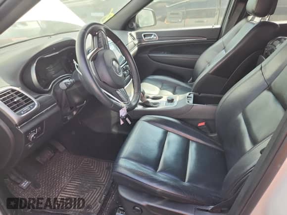 2019 Jeep Grand Cherokee Limited with VIN 1C4RJFBGXKC532536, listed as a Copart auction lot 84040945 with 108,515 mi miles and Salvage title. Bid and sale history available at DreamBid. Image 7.