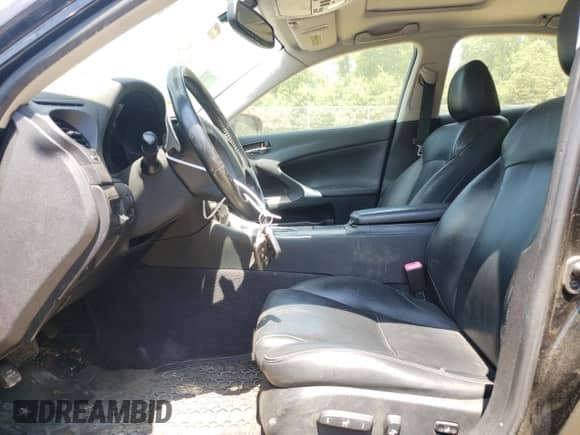 2010 Lexus IS 250 z VIN JTHBF5C2XA5115810, wystawiony jako Copart lot #57043354 z przebiegiem 148 571 mil mil oraz Nie do naprawy • Non repairable. Historia ofert i sprzedaży dostępna na DreamBid. Obrazek 7.