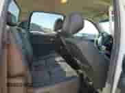2011 Chevrolet Silverado 2500HD LTZ z VIN 1GC1KYC80BF139673, wystawiony jako Copart lot #76820874 z przebiegiem 276 421 mil mil oraz Szkoda całkowita • Salvage title. Historia ofert i sprzedaży dostępna na DreamBid. Obrazek 10.