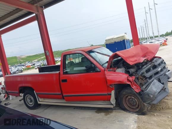 1993 Chevrolet Silverado 1500 с VIN 1GCEC14Z5PE102015, выставлен на аукционе IAAI как лот 42653937 с пробегом 107 948 миль миль и . История ставок и продаж доступна на DreamBid. Изображение 14.