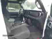 2021 Jeep Wrangler Unlimited Willys with VIN 1C4HJXDN0MW685716, listed as a IAAI auction lot 40837088 with 35,881 mi miles and . Bid and sale history available at DreamBid. Image 5.