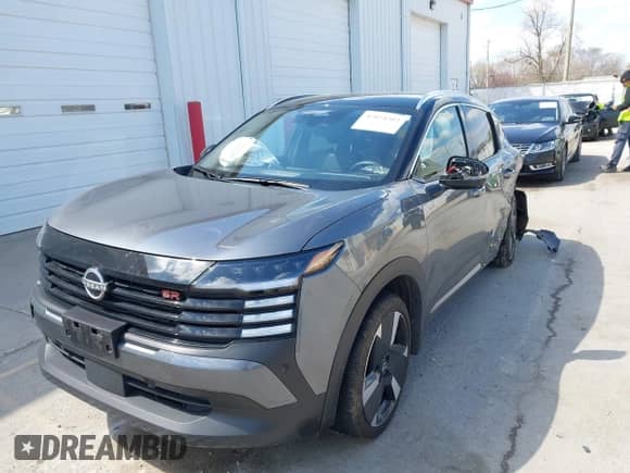 2025 Nissan Kicks SR with VIN 3N8AP6DAXSL310074, listed as a IAAI auction lot 42024202 with 17,167 mi miles and . Bid and sale history available at DreamBid. Image 2.