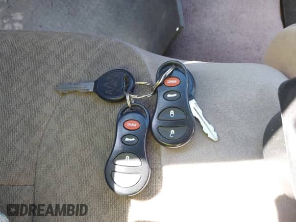 2004 Dodge Intrepid SE z VIN 2B3HD46R34H595952, wystawiony jako IAAI lot #41803110 z przebiegiem 97 419 mil mil oraz . Historia ofert i sprzedaży dostępna na DreamBid. Obrazek 11.